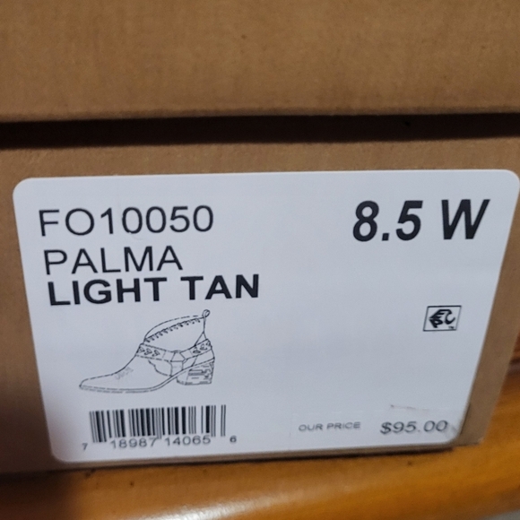 FRYE & CO Palma Camel Size 8 1/2 Wide Stacked Heel Cowboy Boots Booties New! - Picture 2 of 16